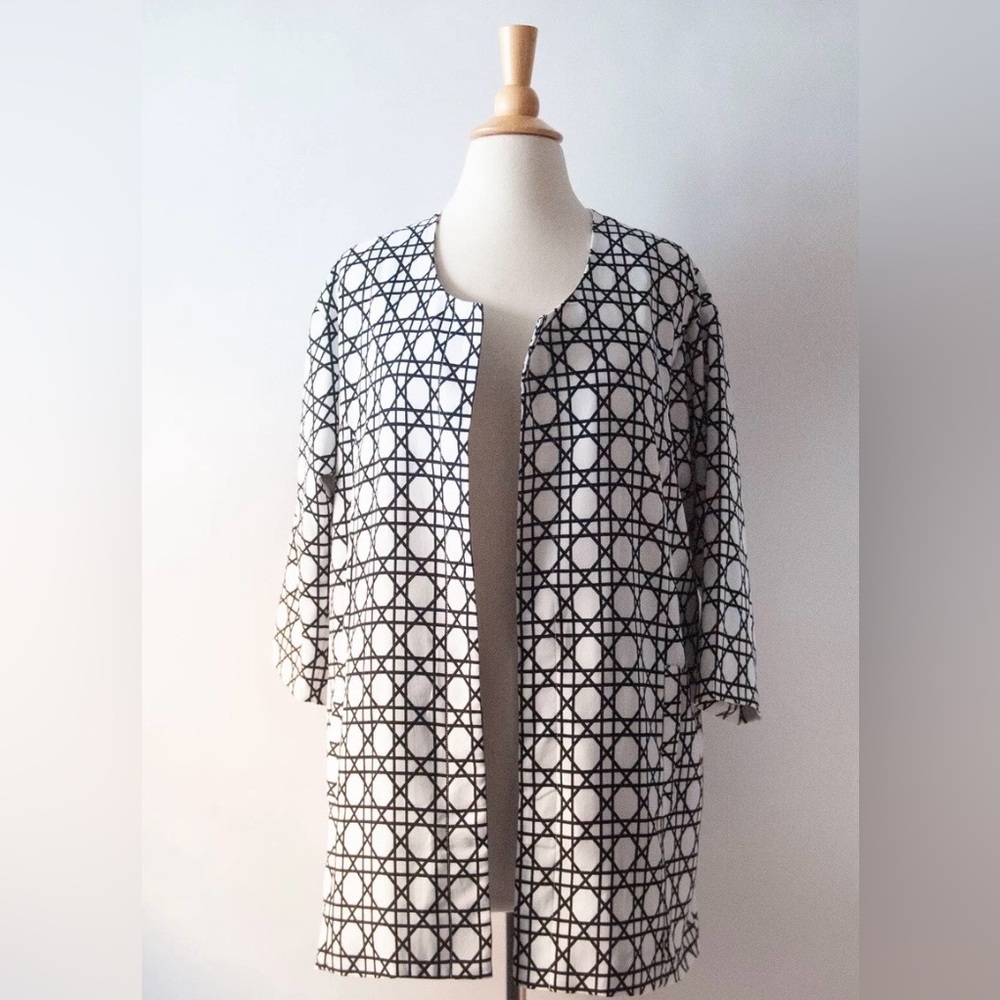 Harlowe & Graham open-front geometric print blazer with 3/4 sleeves size XS
